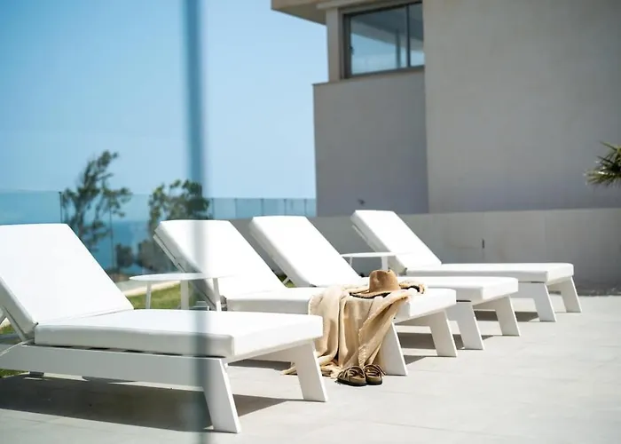 Villa Palm - Incredible With 5 Rooms, Amazing Sea View And Private Pool *