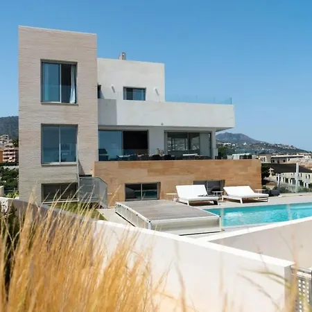 Palm - Incredible With 5 Rooms, Amazing Sea View And Private Pool פואנגירולה