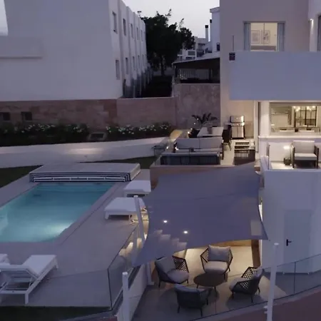 Palm - Incredible With 5 Rooms, Amazing Sea View And Private Pool 푸엔히롤라